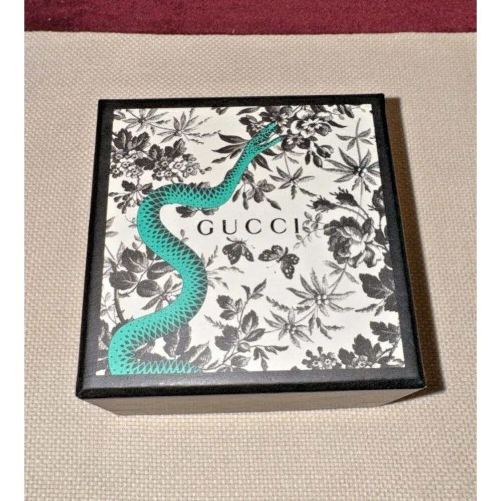 GUCCI TRADEMARK LOGO .925 STERLING SILVER ROUND TAG CHARM Bracelet - Picture 3 of 8